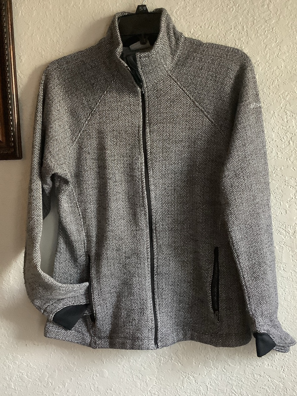 Columbia Women's Lightweight Herringbone Full-Zip Jacket - Gray